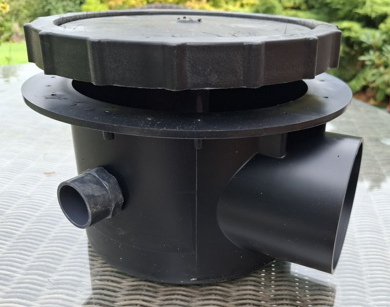 Aerated bottom drain